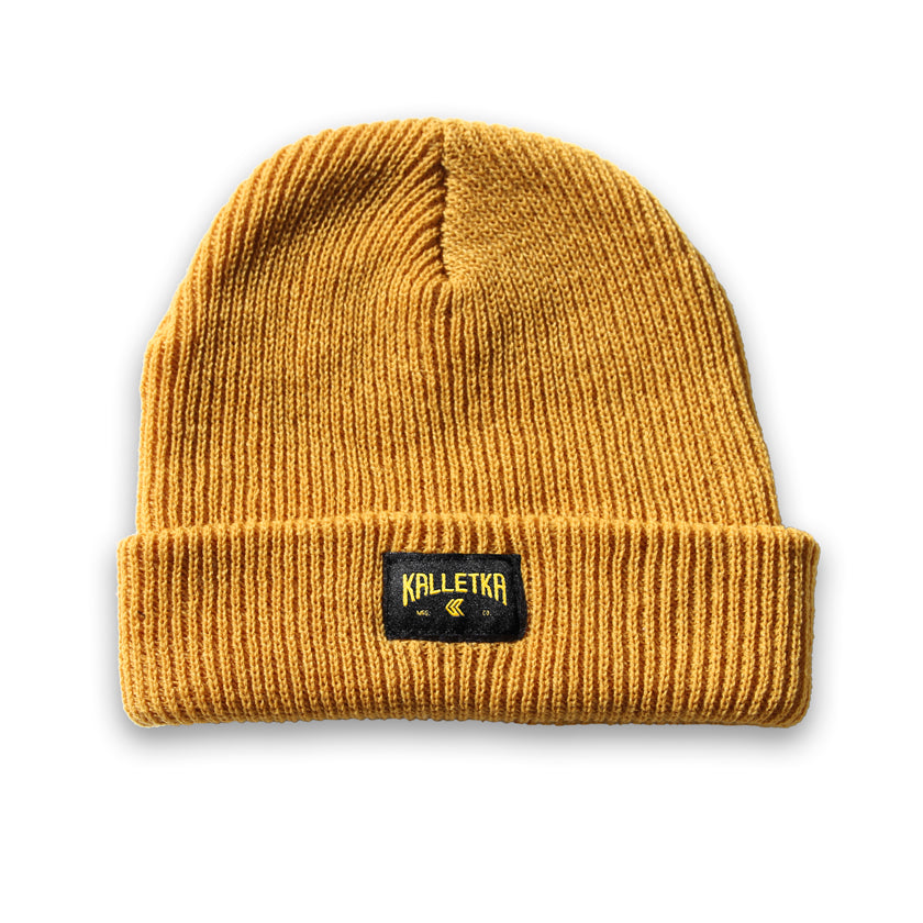 Kalletka Arch Label Beanie in Wheat